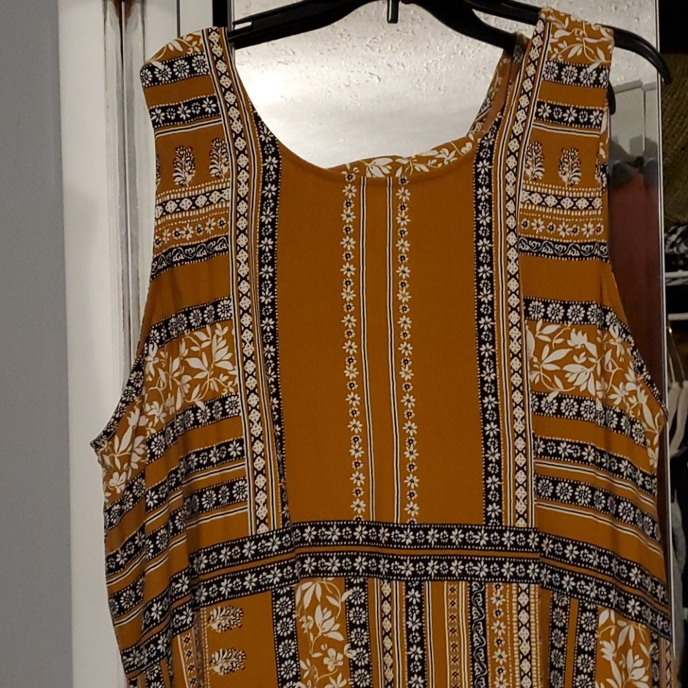 EUC sleeveless dress